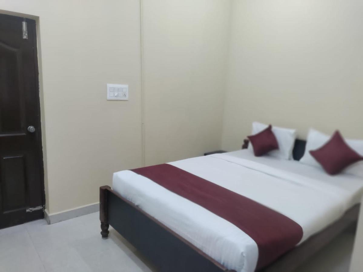 Hotel Vrs Residency Mysore Exterior foto